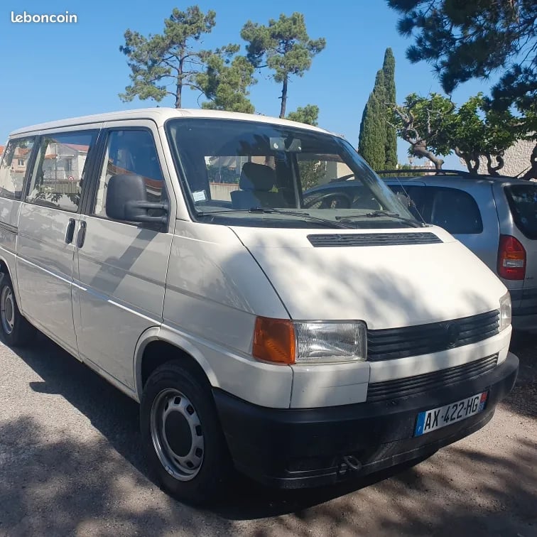 Volkswagen T5 VASP 102 ch — aménagement