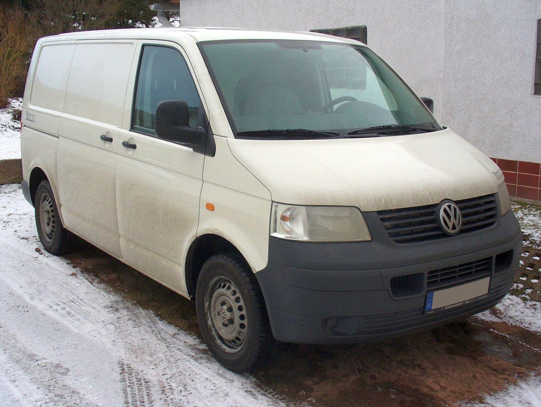 Volkswagen Transporter T5, van compact, vue trois quarts avant