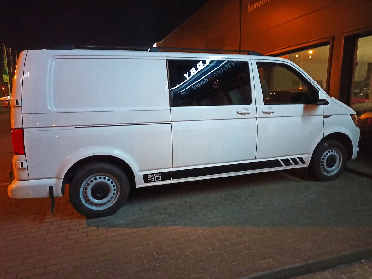 Volkswagen Transporter T6, van compact, vue trois quarts avant