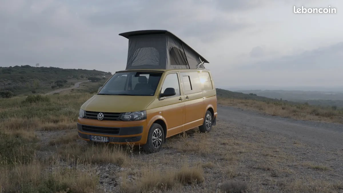 Volkswagen T5 VASP 102 ch — aménagement