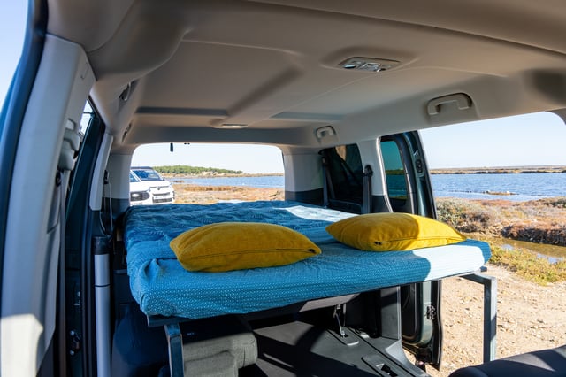 Couchage arrière de l'Aventourer Origin Peugeot Traveller