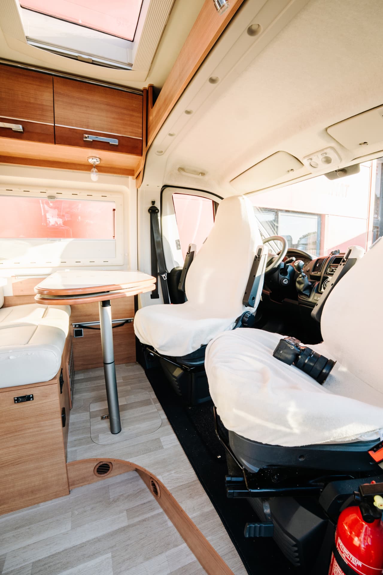 Fiat Ducato Campérêve Magellan 540 2016 — cabine et sièges avant pivotants